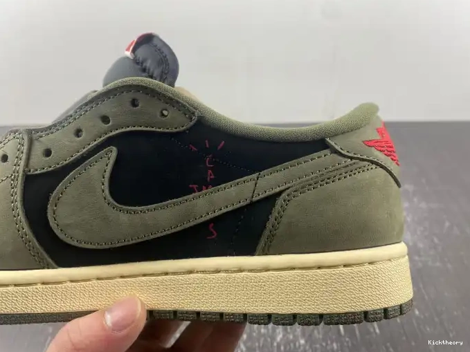 Kick Theory OG TRAVIS 1 SCOTT DM7866-002 X AIR JORDAN 'BLACK LOW SP OLIVE' 0507